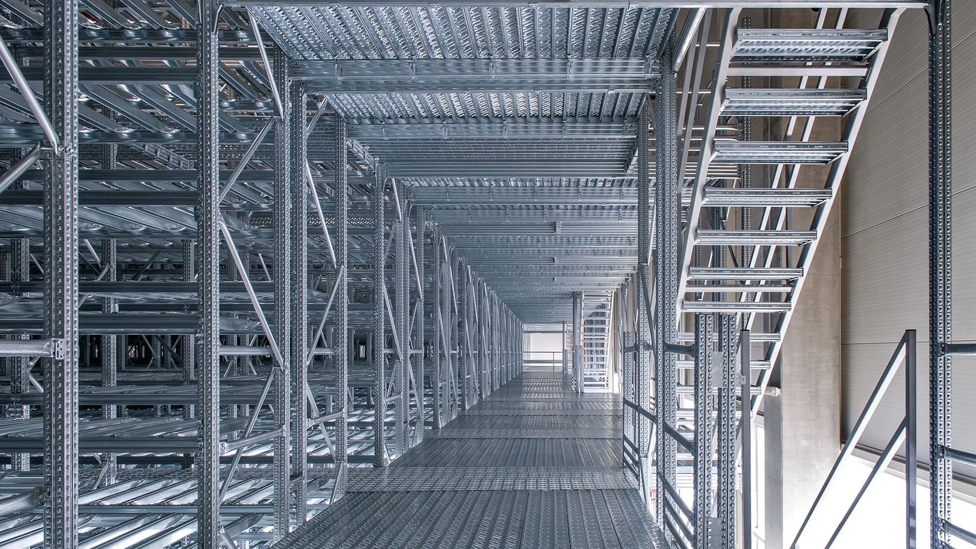 Super 4-5-6 - Scaffalatura per celle frigorifere e picking | Metalsistem Lombardia