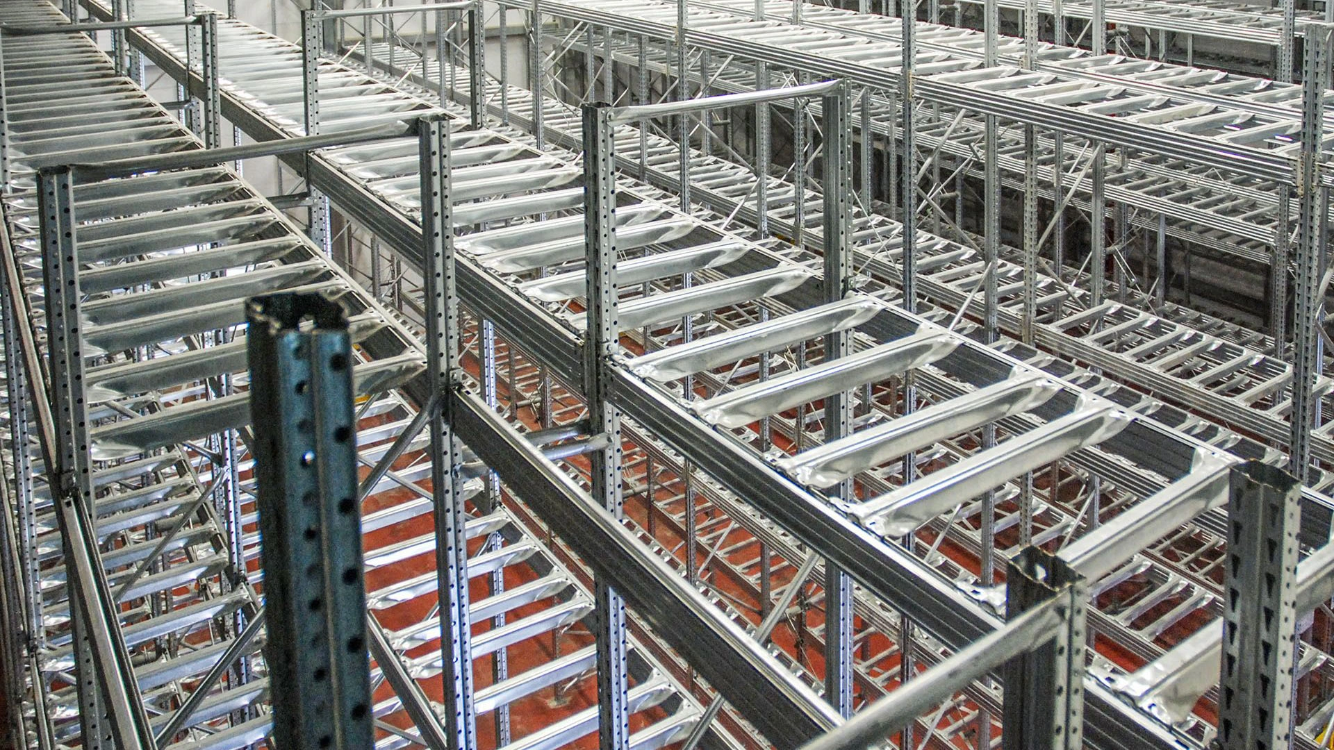 SUPERBO - Scaffalatura portapallet medio/pesante | Metalsistem Lombardia