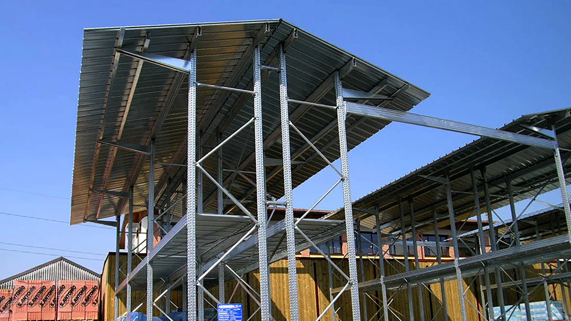 Tettoie industriali e soppalchi | Metalsistem Lombardia